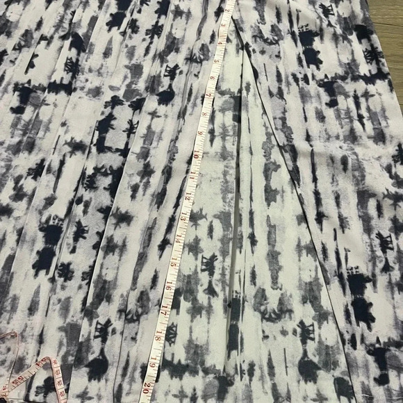 NWOT. Open Edit Pleated Midi Skirt Purple Tie Dye Size XS. Measurements in pics - Picture 10 of 11